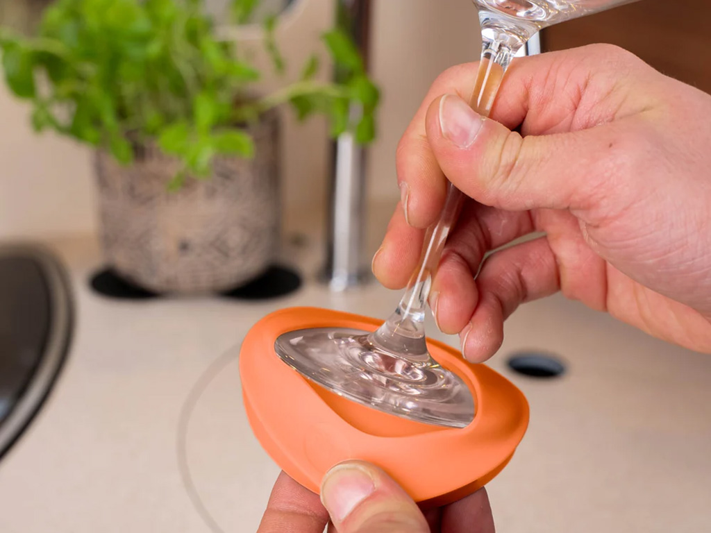 Gallery image for magneet adapter oranje, voor bestaande wijnglazen